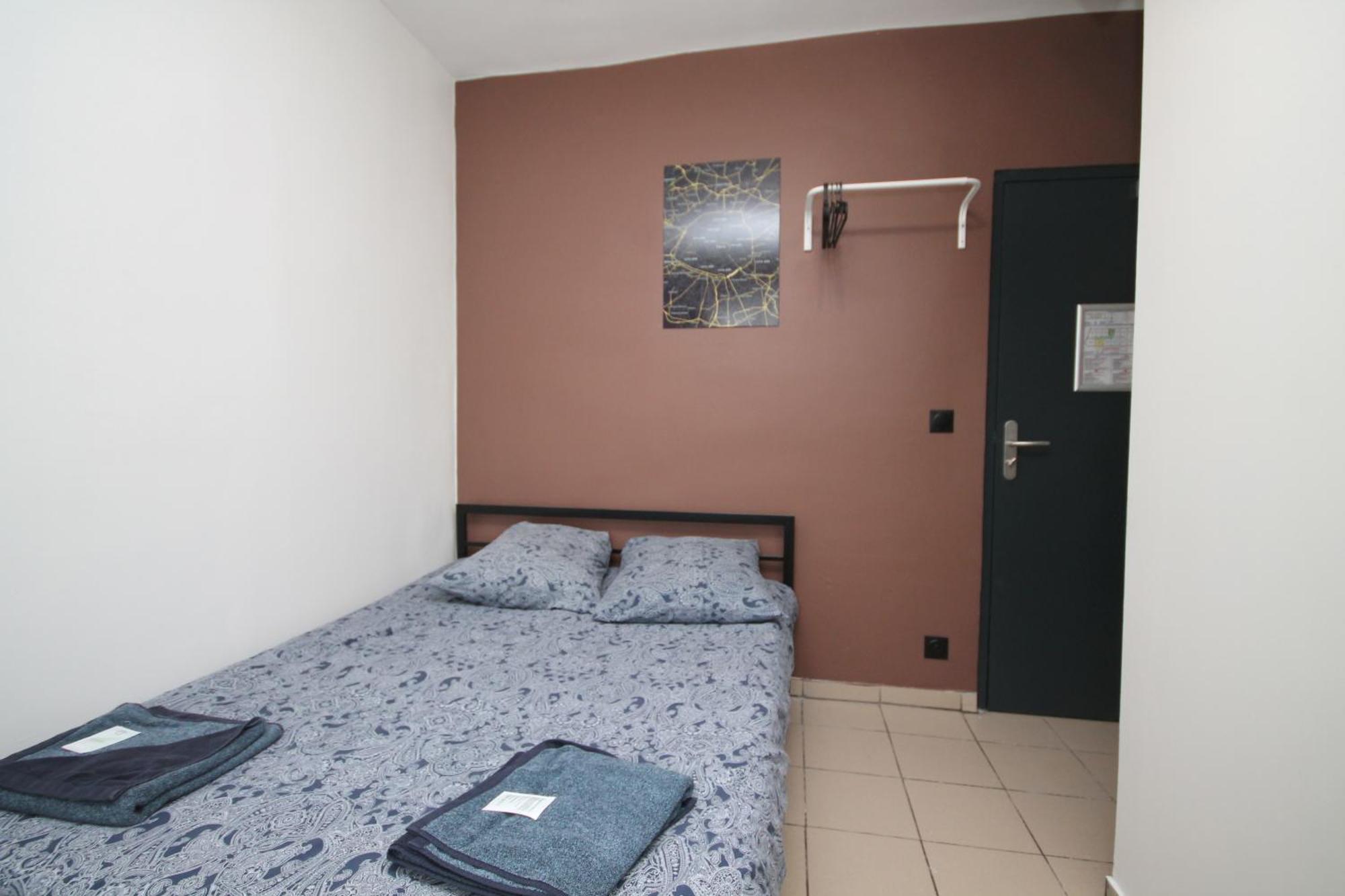08 - Chambre Proche Paris Et Transports Avec Tv Wifi Saint-Denis (Seine-Saint-Denis) Exterior foto